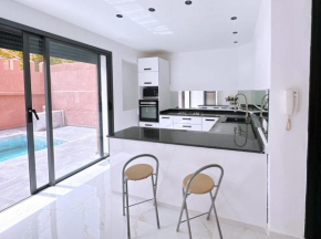 Maison proche centre-ville avec piscine privée